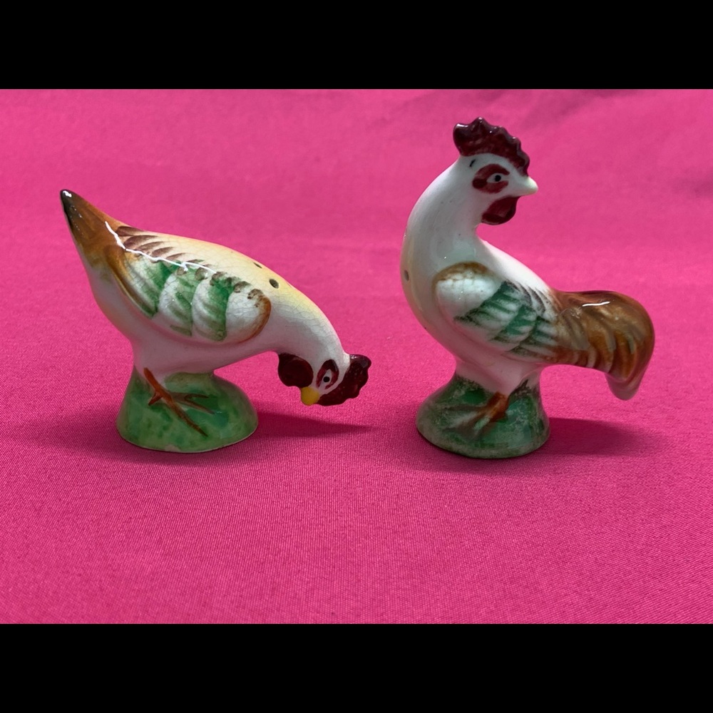Vintage Chicken Salt & Pepper Shakers